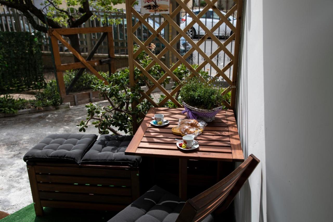 L' Albero Di Giada Bed & Breakfast กาแซร์ตา ภายนอก รูปภาพ